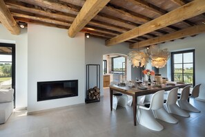 Dining - Poggio alla Famina | Luxury Tuscan Villa, Heated Infinity Pool, Sleeps 14 (Toscana)