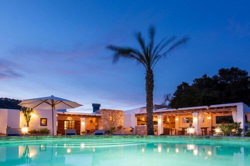 Villa 'Sa Paissa De Can Sergent' mit Bergblick, WLAN und Klimaanlage