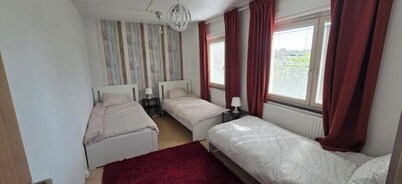 Cozy apartment 15 minutes from Volvo Cars