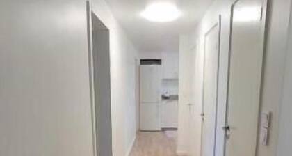 Modern two-bedroom apartment near Volvo Cars