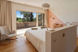 Iron/ironing board, WiFi, bed sheets - Villa 10 pers with swimming pool, close to the sea (La Croix-Valmer)