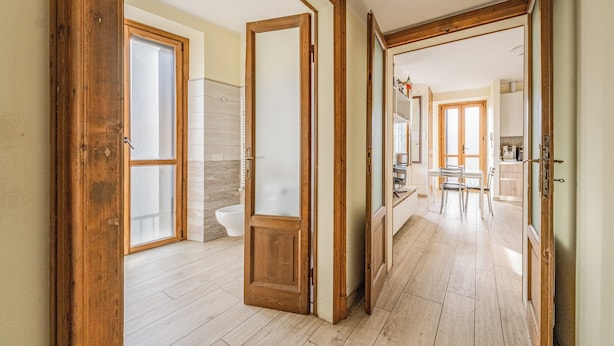 Condo, ban công, quang cảnh sân vườn | Nội thất