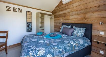 Bed and Breakfast 'La Charente-Chambre Naturiste' with Shared Pool, Wi-Fi and Air Conditioning