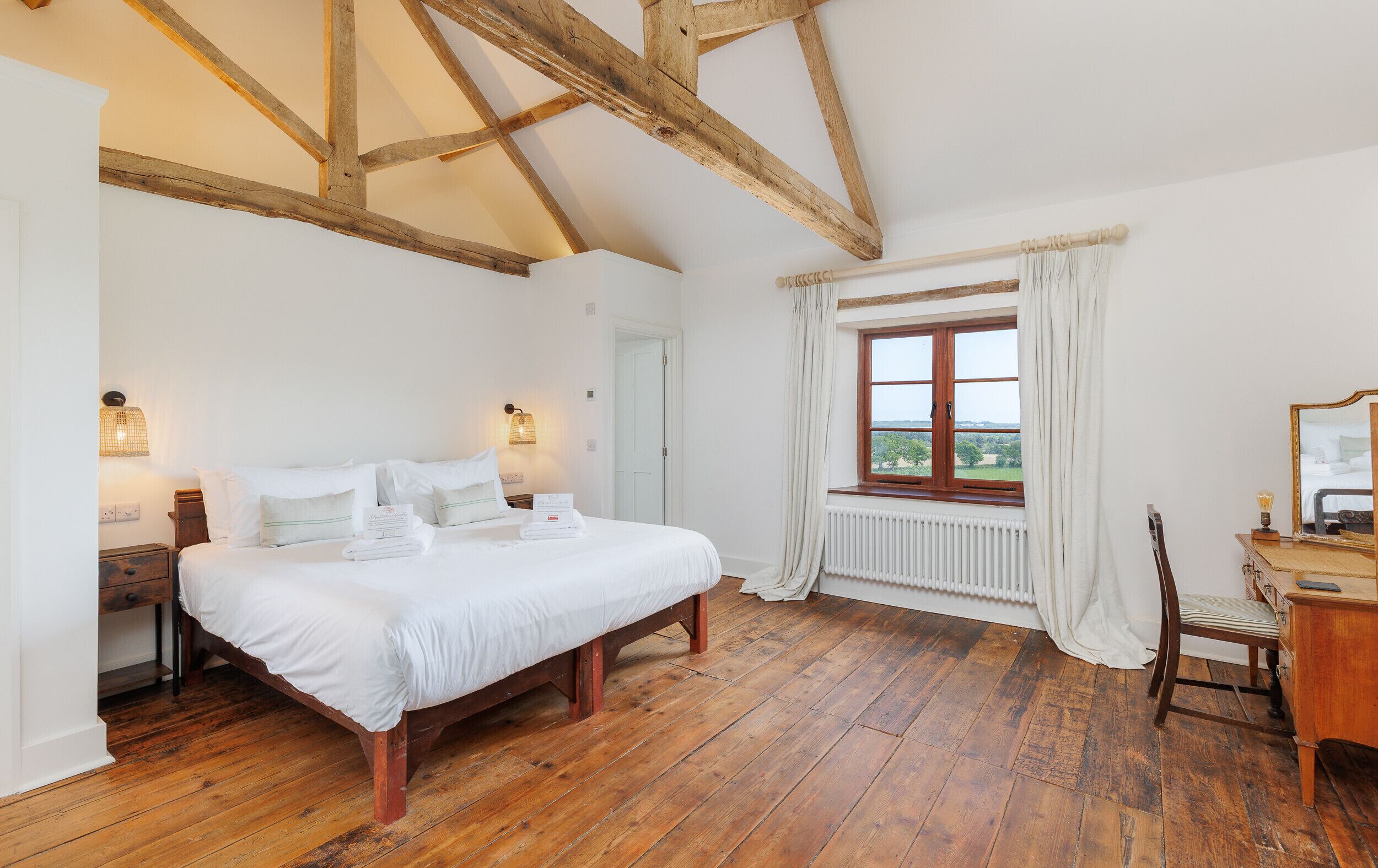 Iron/ironing board, travel crib, free WiFi, bed sheets. The Farmhouse at Nunwell
