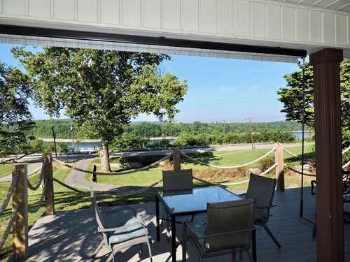 Louie's Front Porch