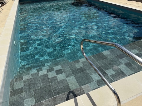 Pool. Guest Room “Studio Bordeaux – Naturist Room” with Pool, Wi-Fi, and Air Conditioning