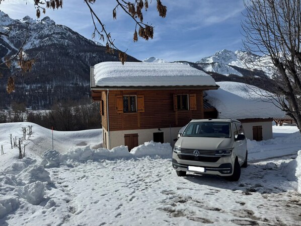 Exterior - Bright family apartment with magnificent views (Le Monêtier-les-Bains)