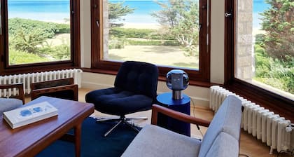 La Sauvagère, Exceptional Art Deco Villa on Omaha Beach with Direct Beach Access