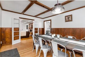 Dining - Great Outdoor Space, Views, Hot Tub, Dogs Welcome (Big Bear,)