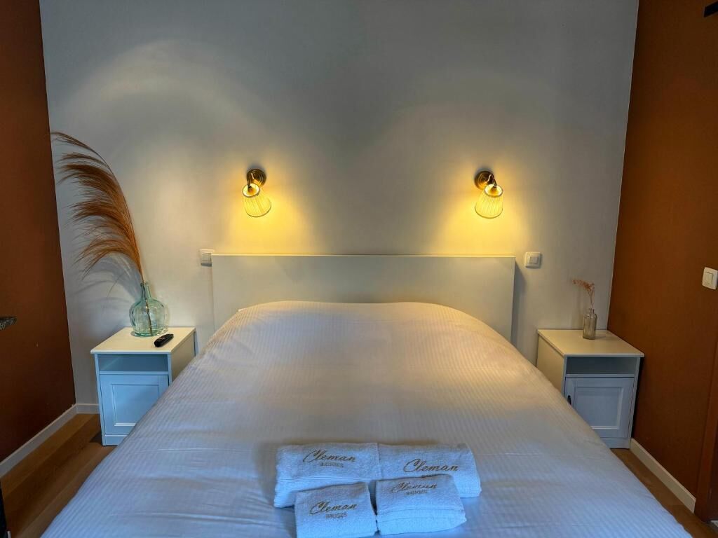 Double Room, Patio, Courtyard View | In-room safe, blackout curtains, soundproofing, free WiFi