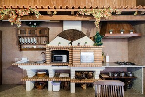 雪櫃、微波爐、爐具、咖啡機/沖茶器