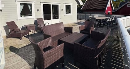 Waterfront 4-bedroom cabin in Flekkeroy, Kristiansand perfect for your getaway