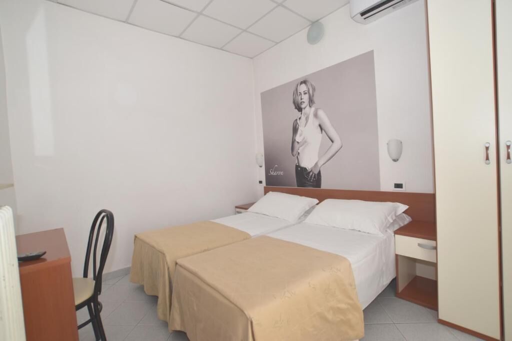 Standard Room, Balcony, Garden View | In-room safe, desk, free WiFi, wheelchair access