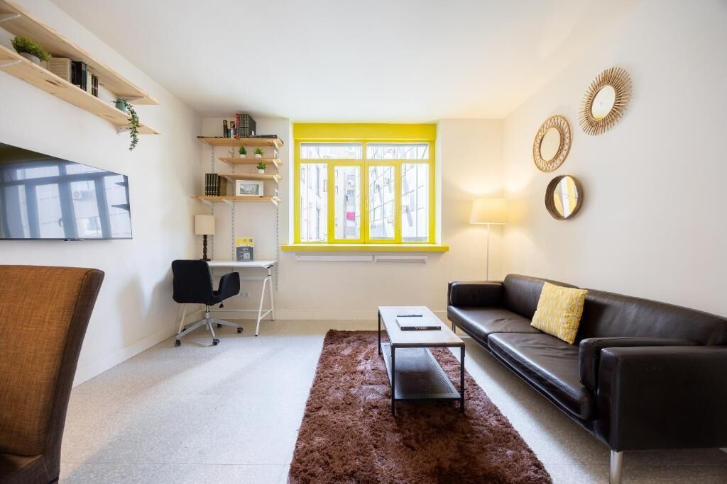 Deluxe Apartment | Living area