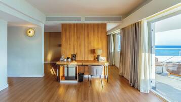 Appartement Luxe, balcon, vue mer | Intérieur