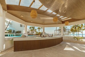 2 bars/lounges, poolside bar