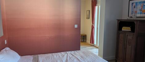 4 chambres, accès Internet, draps fournis