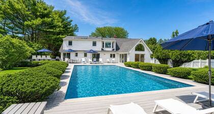 Tranquil Remsenburg Home, Private Heated Pool, An Inviting Escape for...