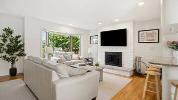 Smart TV, stereo