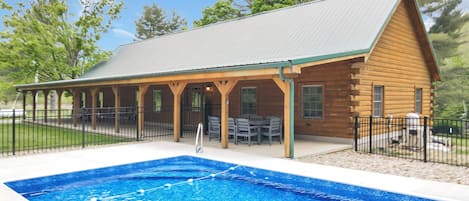 Piscine extérieure