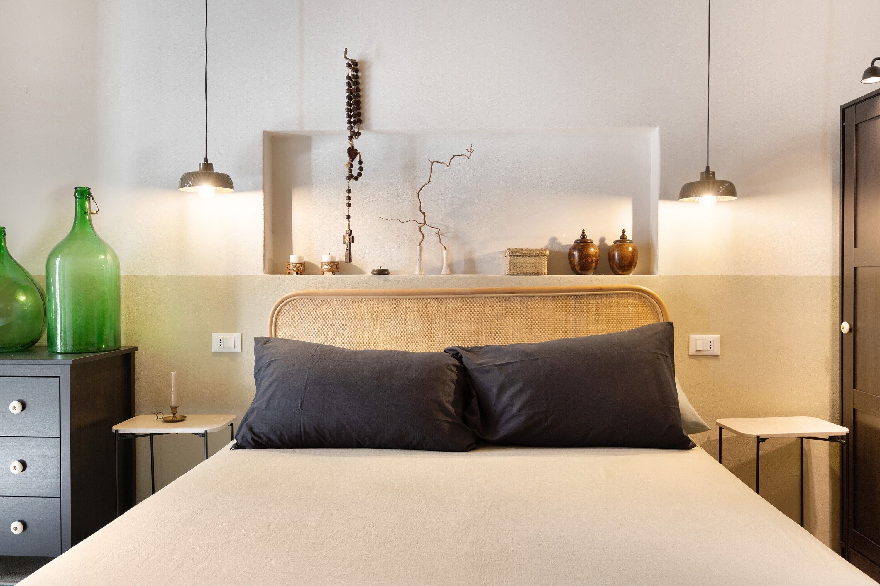 1 slaapkamer, een strijkplank/strijkijzer, wifi, beddengoed