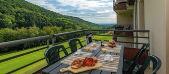 Grand T3 au bord du golf & sur la route des Vins