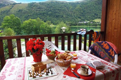 Séjour alpin au bord du Lac | Accès piscine