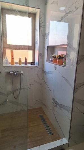 Suite, Garden View | Bathroom - villa moderne au centre de Rabat (Rabat)