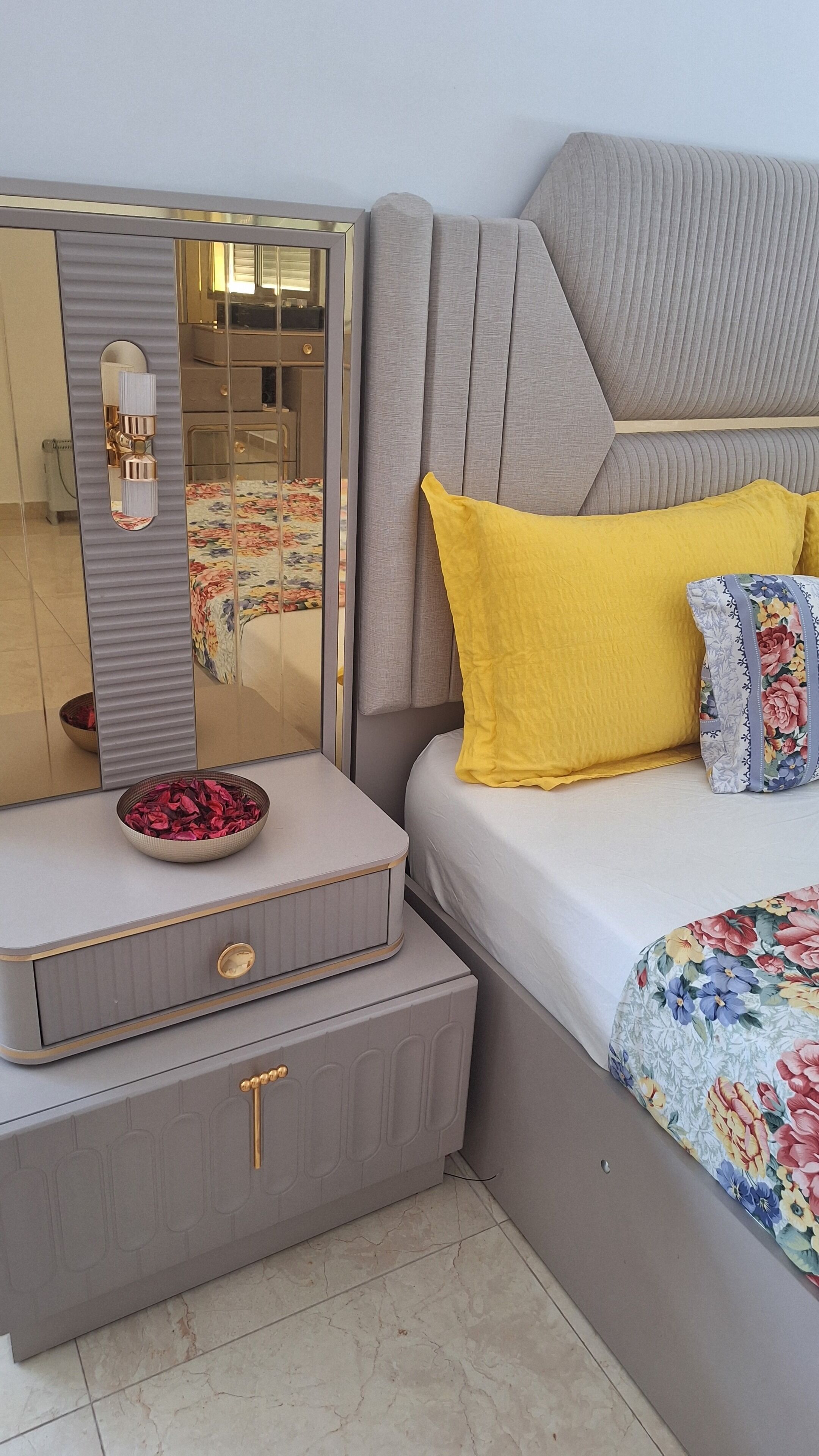 Suite, Garden View