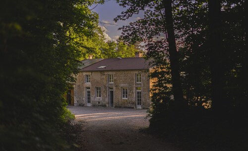 Maison forestière de l'Herbue, ideal for a stay in the heart of nature.