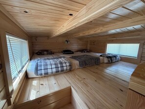 Room - Cozy Cabin Escape in Delaware County Mountains (Masonville)