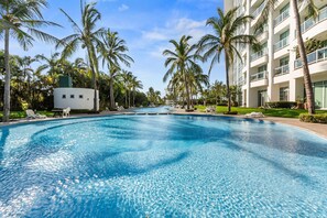 Lägenhet | Pool | Utomhuspool