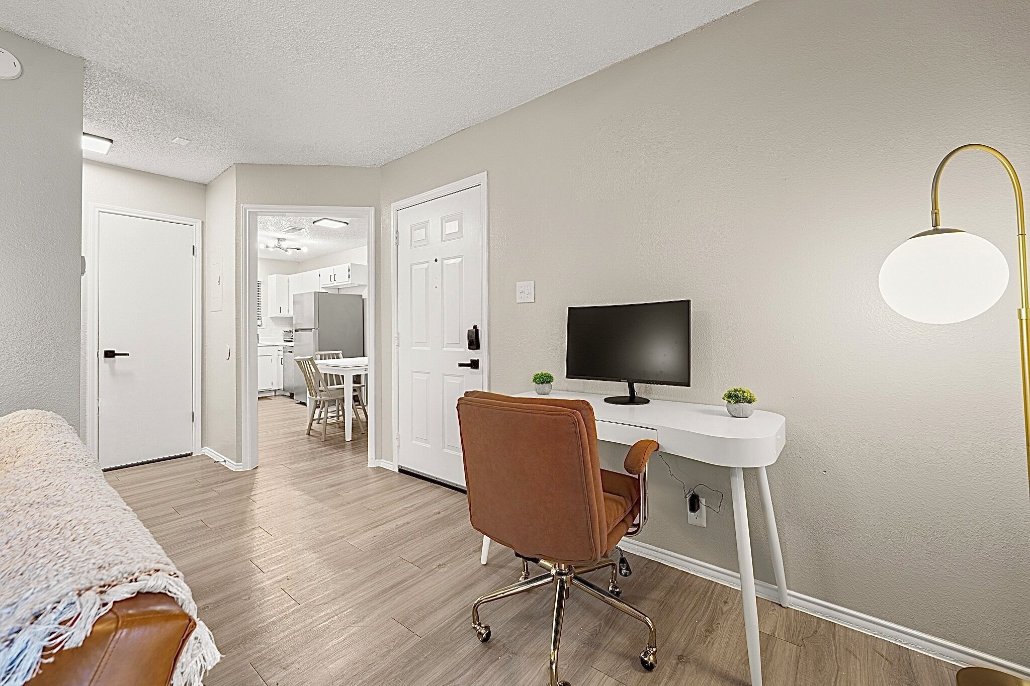 1 bedroom, desk, iron/ironing board, WiFi