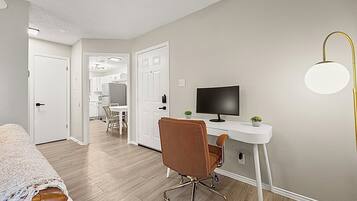 1 bedroom, desk, iron/ironing board, WiFi