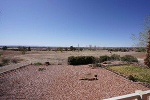 Property grounds - Large Kitchen w/Views, Hiking, Near Zion + Bryce (Kanab)