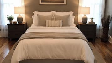 Desk, iron/ironing board, WiFi, bed sheets