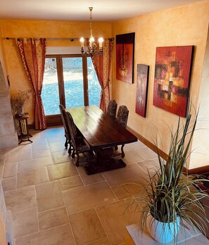 Dining - Magnificent family villa with swimming pool near Disneyland Paris (Gastins)