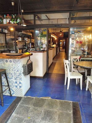 Bar (ter plaatse)
