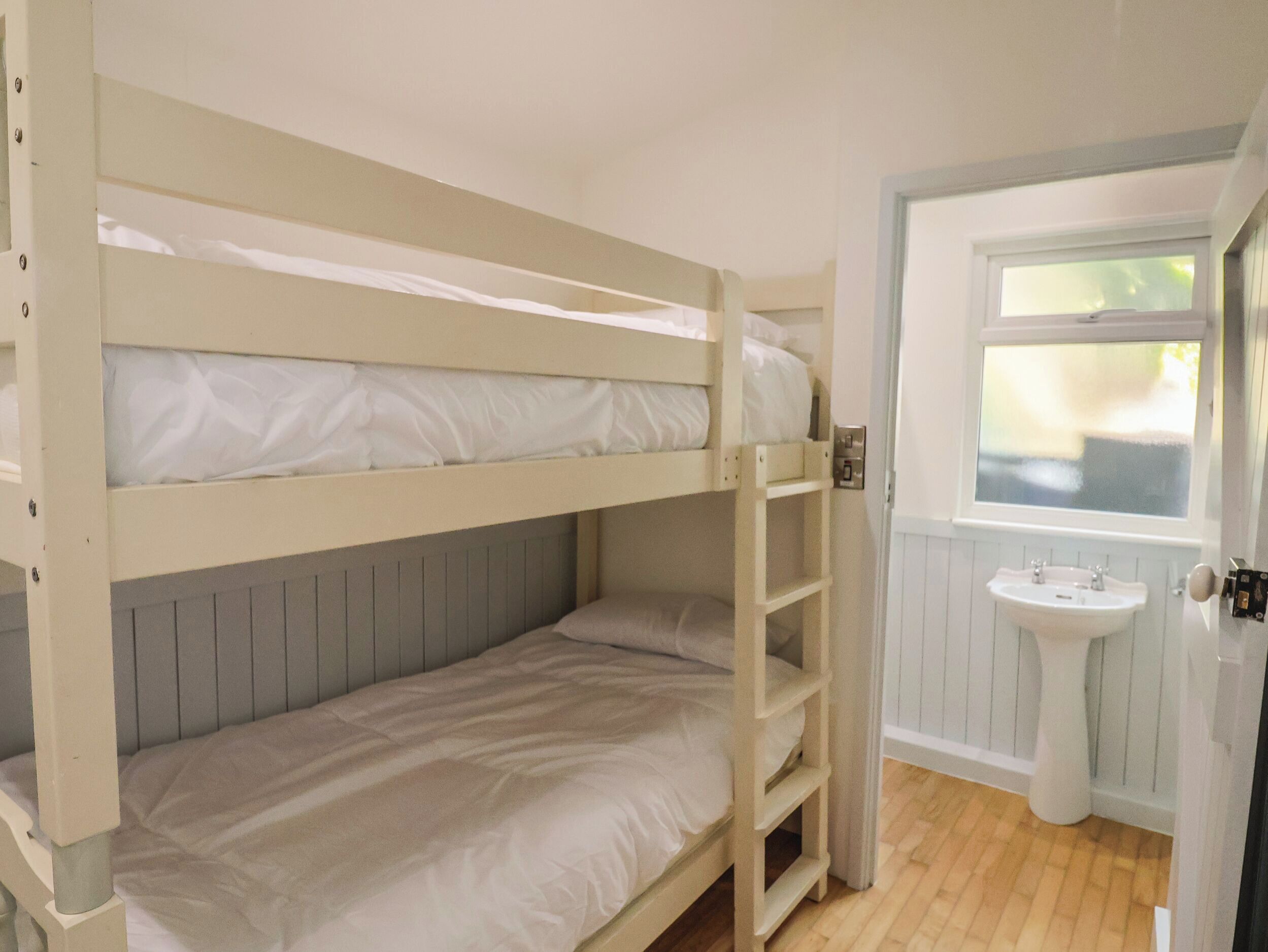 2 habitaciones, wifi gratis y decoración personalizada 