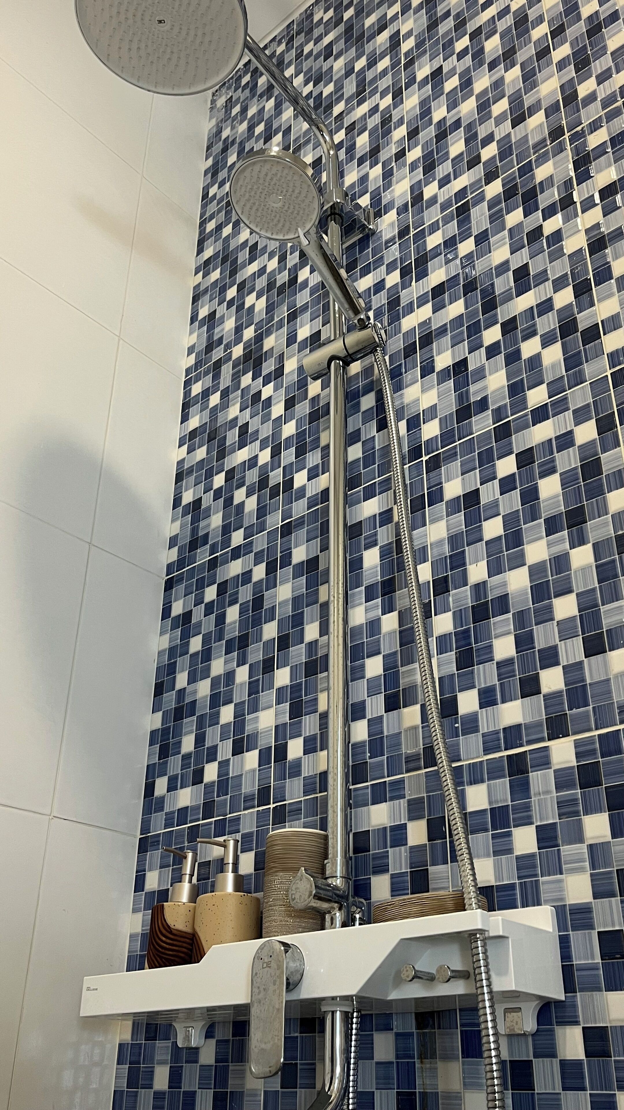 Shower, towels, soap, shampoo