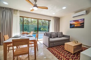 Living area - 1BR in Aldea Zama | Private Jacuzzi + Rooftop Pool (Tulum)