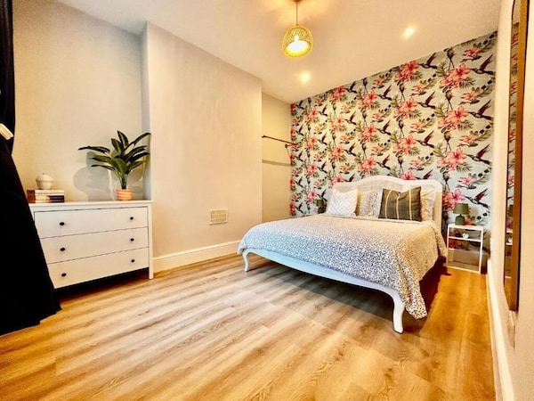 Rest Boutique Willesden - Londra