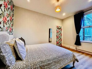 Family Apartment | Iron/ironing board