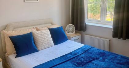 Relaxing Modern Stay for Families and Groups