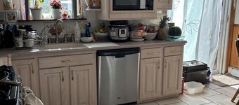 Fabulous 4-bedroom house in East Meadow perfect for your getaway