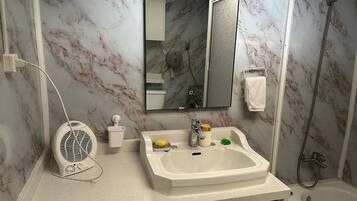 Chalet | Bathroom