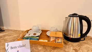 Quarto triplo conforto | Café e/ou cafeteira