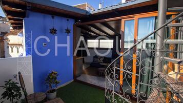 Appartement, balcon, vue montagne | Enceinte de l’hébergement