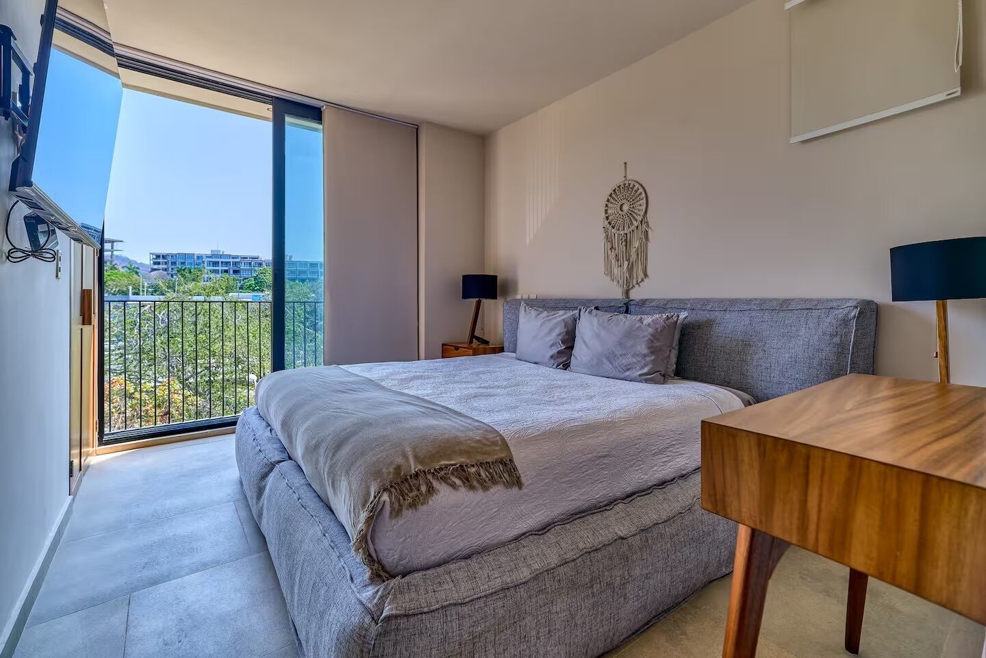 Apartament Comfort, balcó, vistes a la platja | Planxa i posts de planxar i wifi gratuïta 