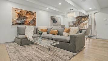 TV, fireplace, offices